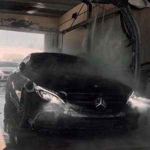 唐舞桐被❌吸乳脱内内游戏
