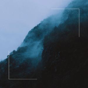 体育生爽擼又大又粗的雞巴自慰
