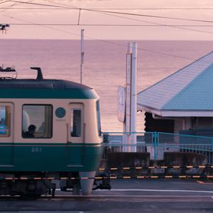 阿德陈玉滢五部曲和五部曲的主要内容概括
