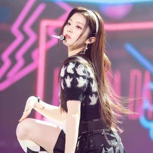 欧美人妖性爱另类在线
