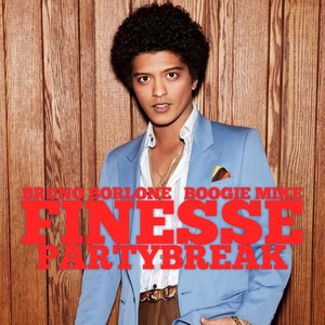 偷拍50个妇女洗澡
