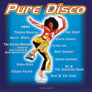 老头扒开粉嫩的小缝亲吻莫娜图片
