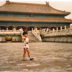 外国野外撒尿视频
