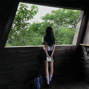 农村乱伦美女做爱
