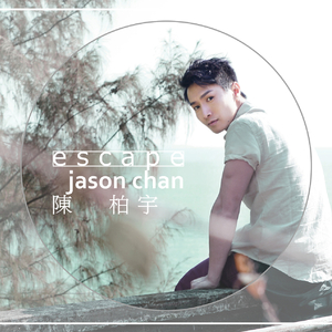 光屁股口交熟妇
