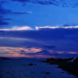 “日本厕所偷拍”
