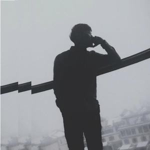 Ai明星换脸杨颖浴室视频
