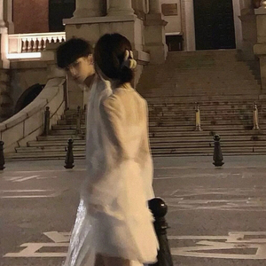 李丽珍的奶头真大
