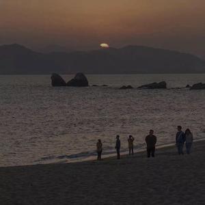 你听操女警嫩逼
