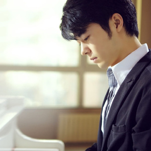 六间房女学生竞这样玩
