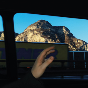 卓仕琳脱了内裤求被c视频
